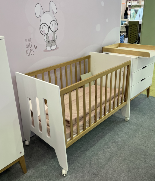Кроватка-стол Миа 120х60 белый/белый  от Династия Kids