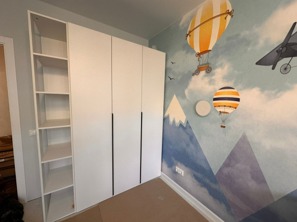 Шкаф 3-х дверный коллекции Брайт  от Династия Kids