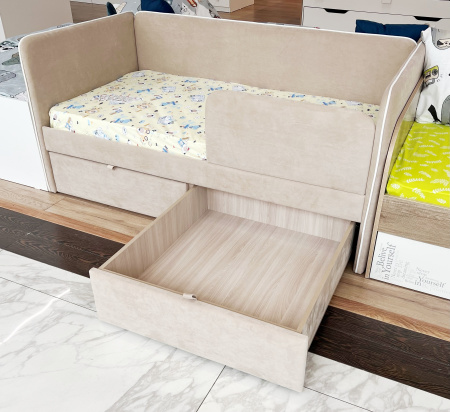 Мягкая кровать Эрмика 80х160 с ящиками. Велюр Тедди 304 (бежевый) от Династия Kids
