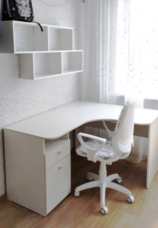 Стол угловой Умка (ширина 1400 мм)  от Династия Kids