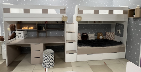 Кровать 3-х ярусная Квартет + стол для 2 детей (цвет белый)